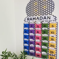 Geometric Mosque Shape Multicolour Pocket Felt Ramadan Advent Calendar(AH2302)