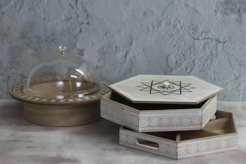 Large Hexagon Natural Wood & White Display Box
