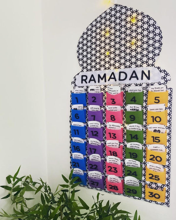 Geometric Mosque Shape Multicolour Pocket Felt Ramadan Advent Calendar