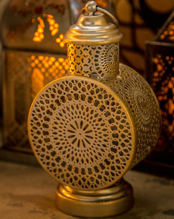 Distressed Gold Finish Perforated Iron Metal Tea Light Candle Lantern (LAN-542)