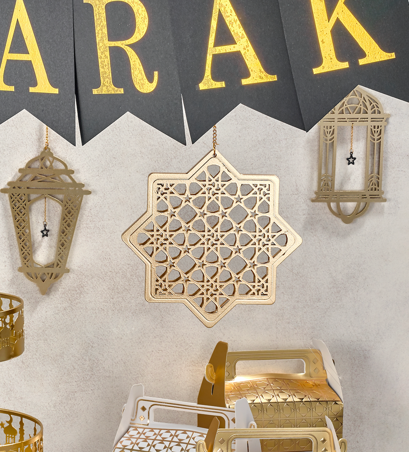 Set of 2 Wooden Ramadan & Eid Ornate Hanging Star Decorations - Gold