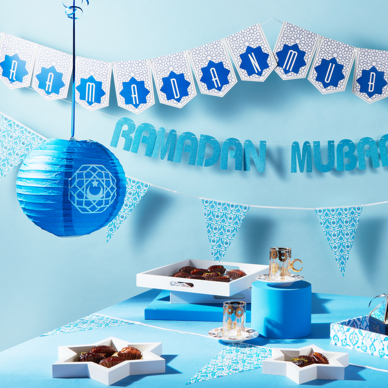 Blue Ramadan Mubarak Geometric Pattern Card Bunting