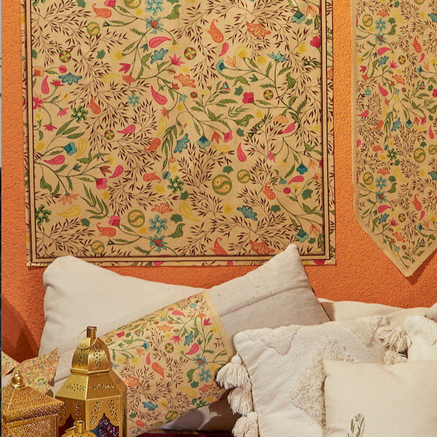 South Asia Paisley Pattern Burlap Hanging Backdrop (142cm x 98.5cm)